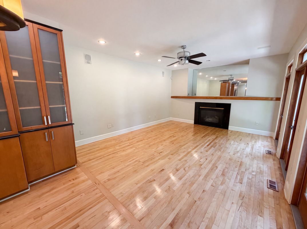 Property photo 3 of 3621 Rolridge Rd