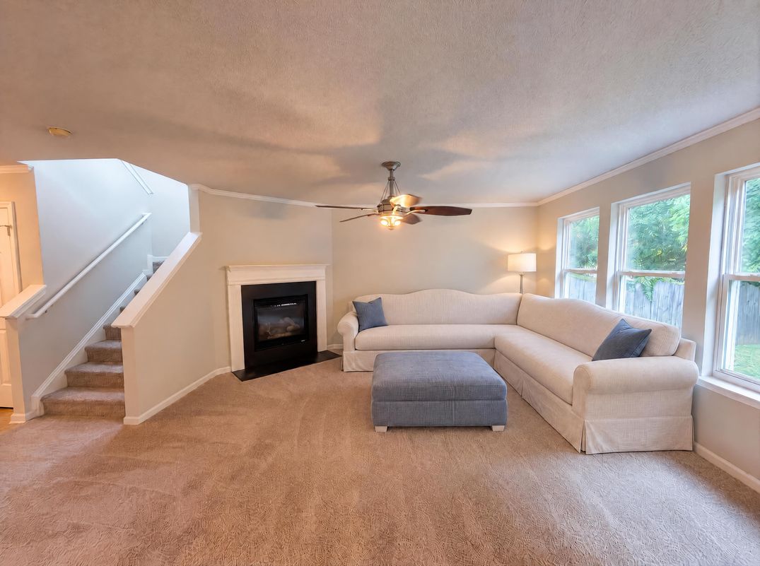 Property photo 3 of 2502 Harwood Hills Ln