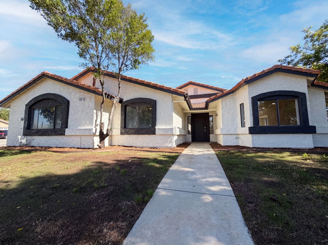 Photo 21 of 25 of 42355 Willeta Ave, Lancaster, CA