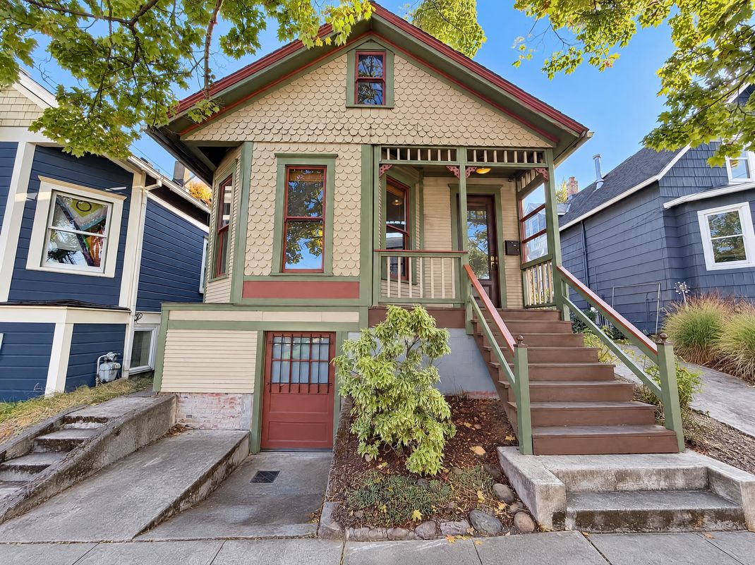 Property photo 1 of 3110 SE 18th Ave