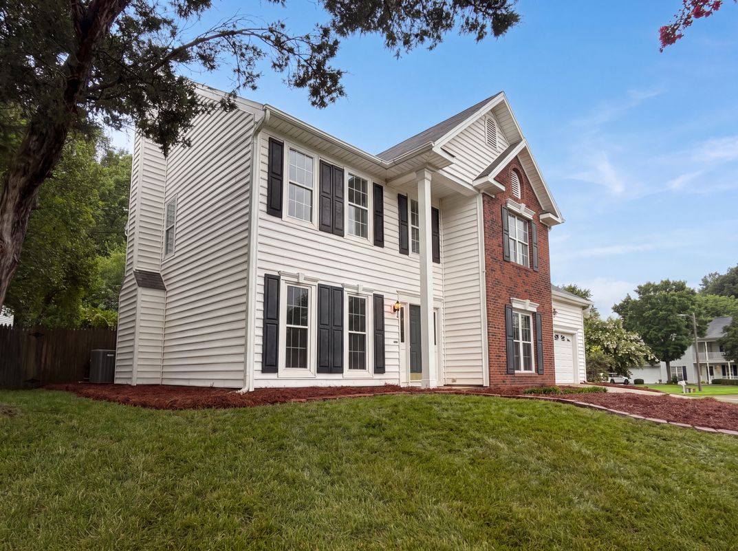 Photo 20 of 35 of 3737 Winterberry Ct NW, Concord, NC