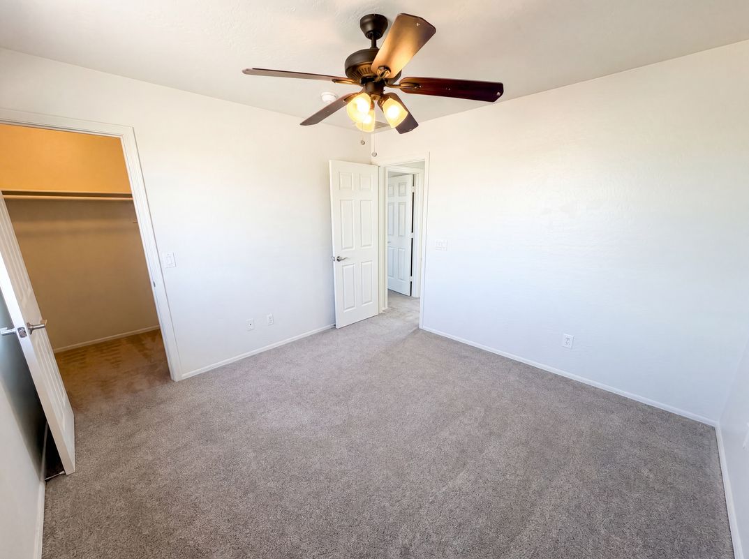 Photo 24 of 40 of 2513 W Florentine Rd, Phoenix, AZ