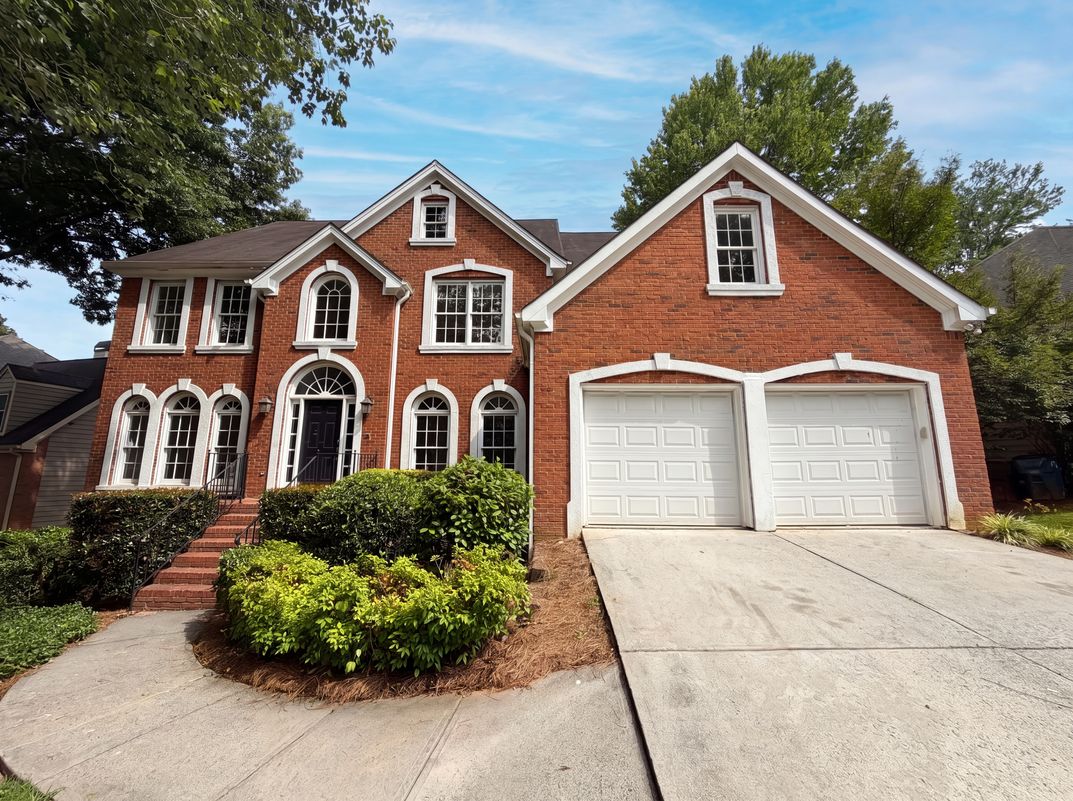 Property photo 1 of 165 Fieldstone Edge