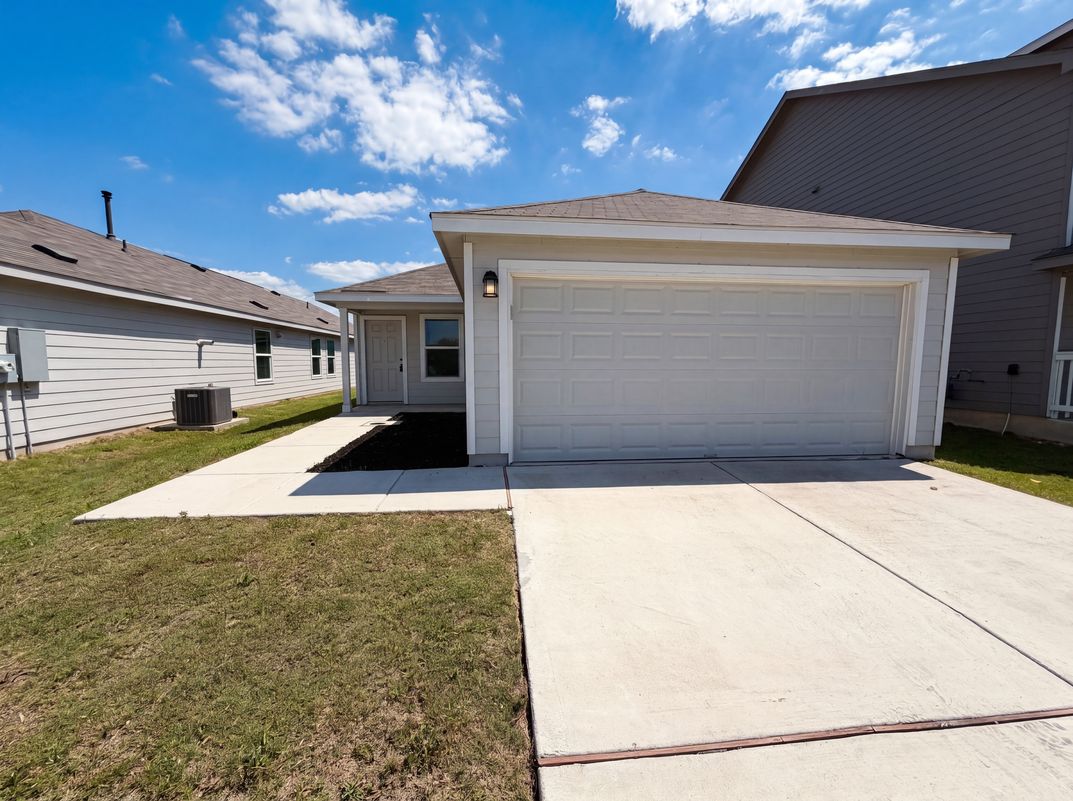 Property photo 1 of 5829 Texas Spur