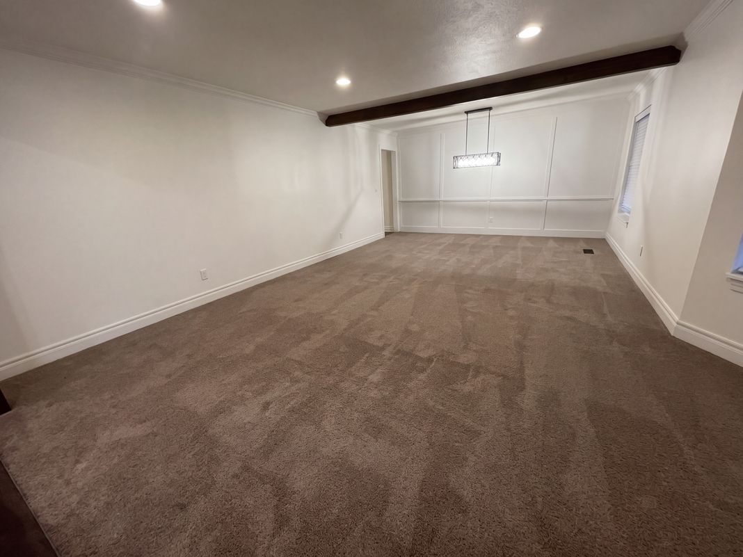 Property photo 3 of 5816 NW 83rd St