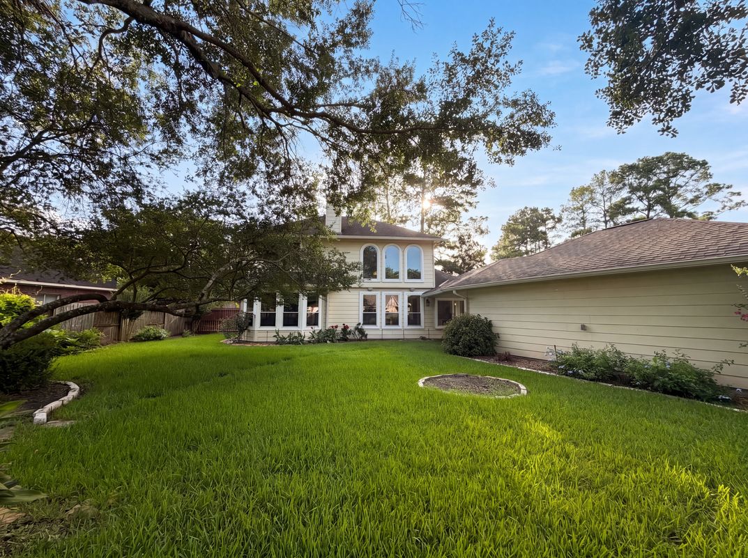 Photo 5 of 22 of 14310 Amyford Ct, Cypress, TX