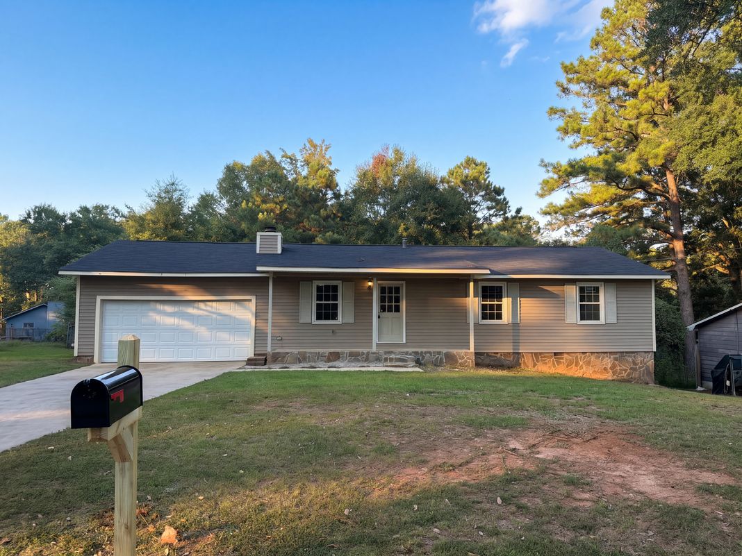 Property photo 1 of 104 Hearthstone Dr