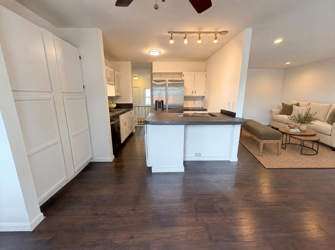 Property photo 2 of 13771 W Warren Dr