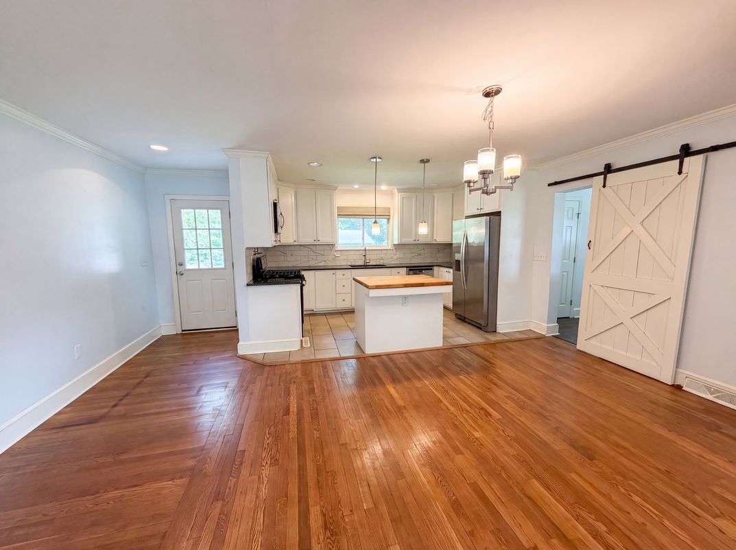 Property photo 2 of 1605 Auten Rd