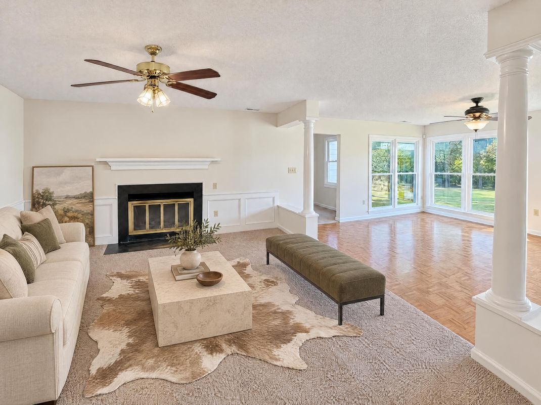 Property photo 3 of 5244 Dayan Dr