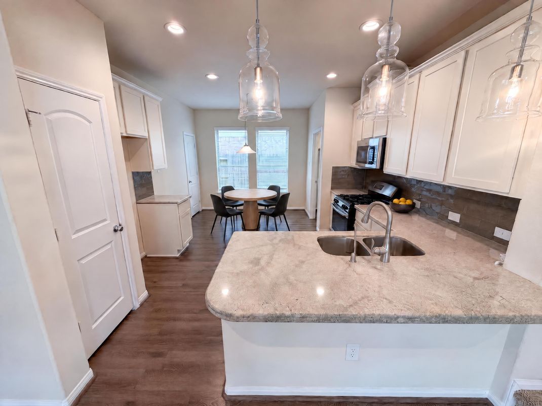 Property photo 2 of 12338 Bedford Bend Dr