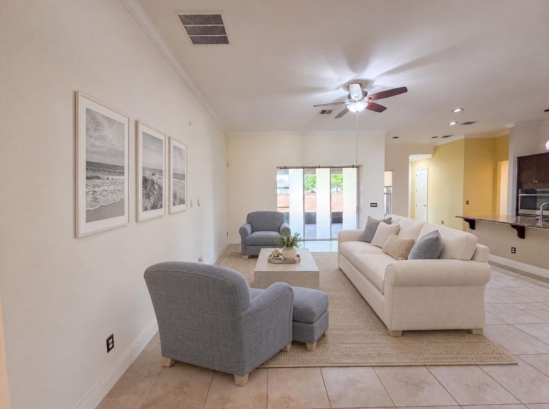 Property photo 3 of 918 Blackthorn Dr