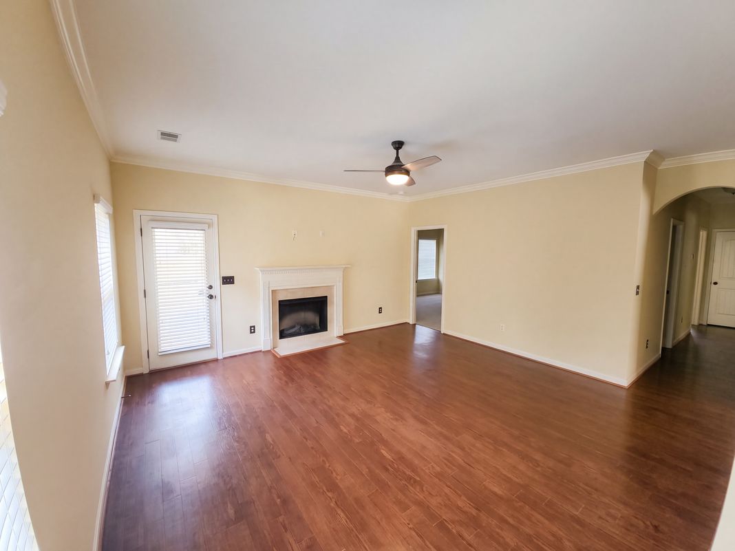 Property photo 3 of 3107 Rosewalk Dr