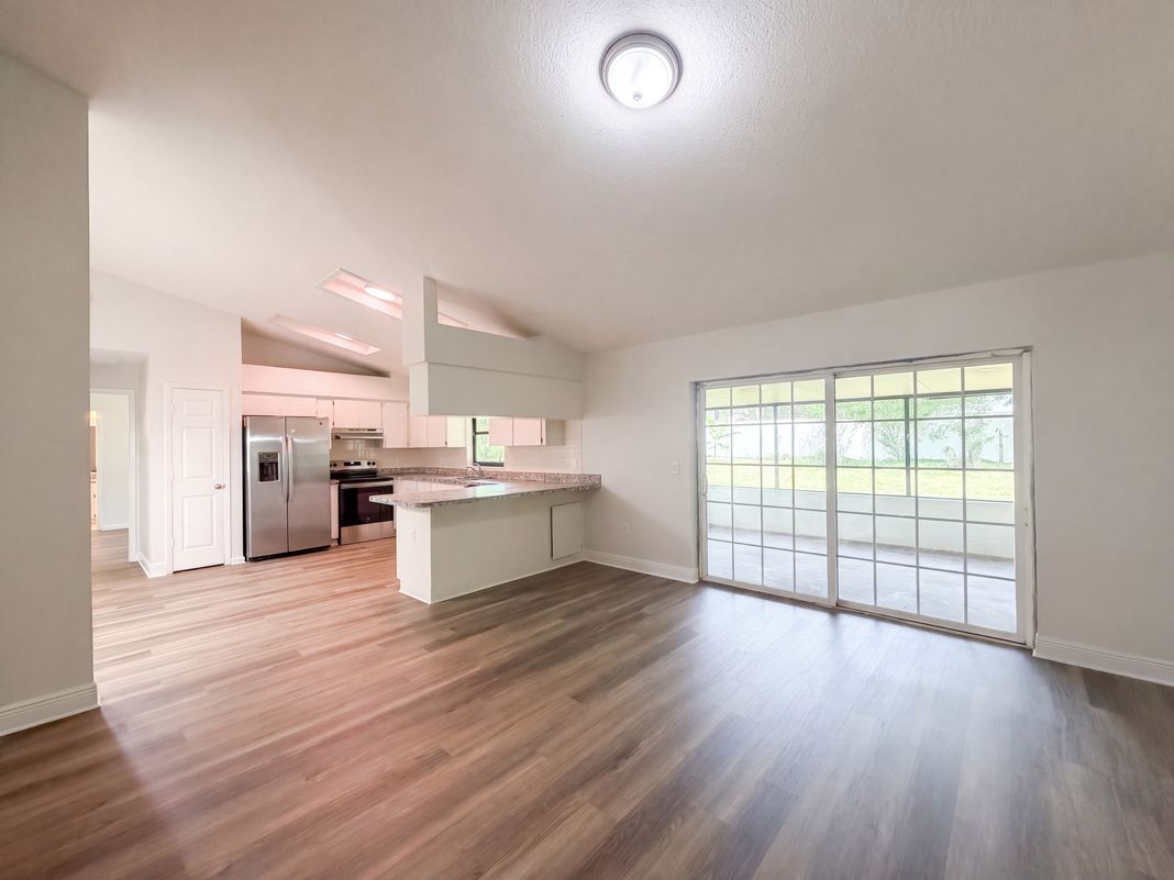 Property photo 3 of 1711 Avant St