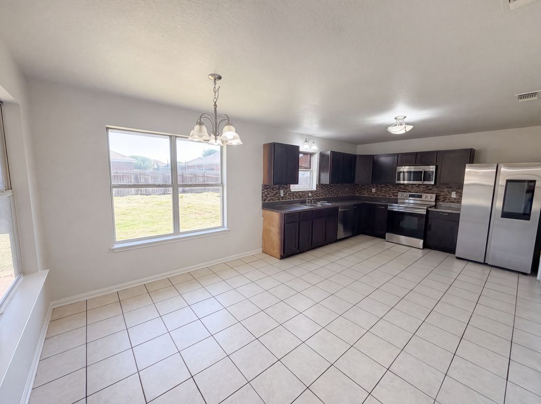 Property photo 2 of 507 Abu Bakar Dr