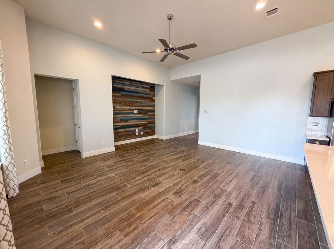 Property photo 3 of 13701 Ronald W Reagan Blvd Unit 84