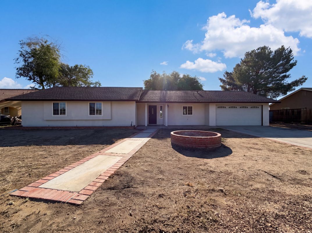 Property photo 1 of 40733 176th St E