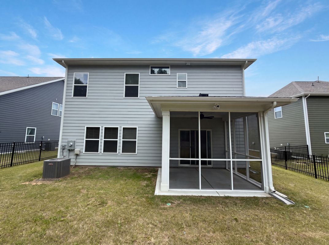 Photo 5 of 20 of 1217 Black Walnut St, Monroe, NC