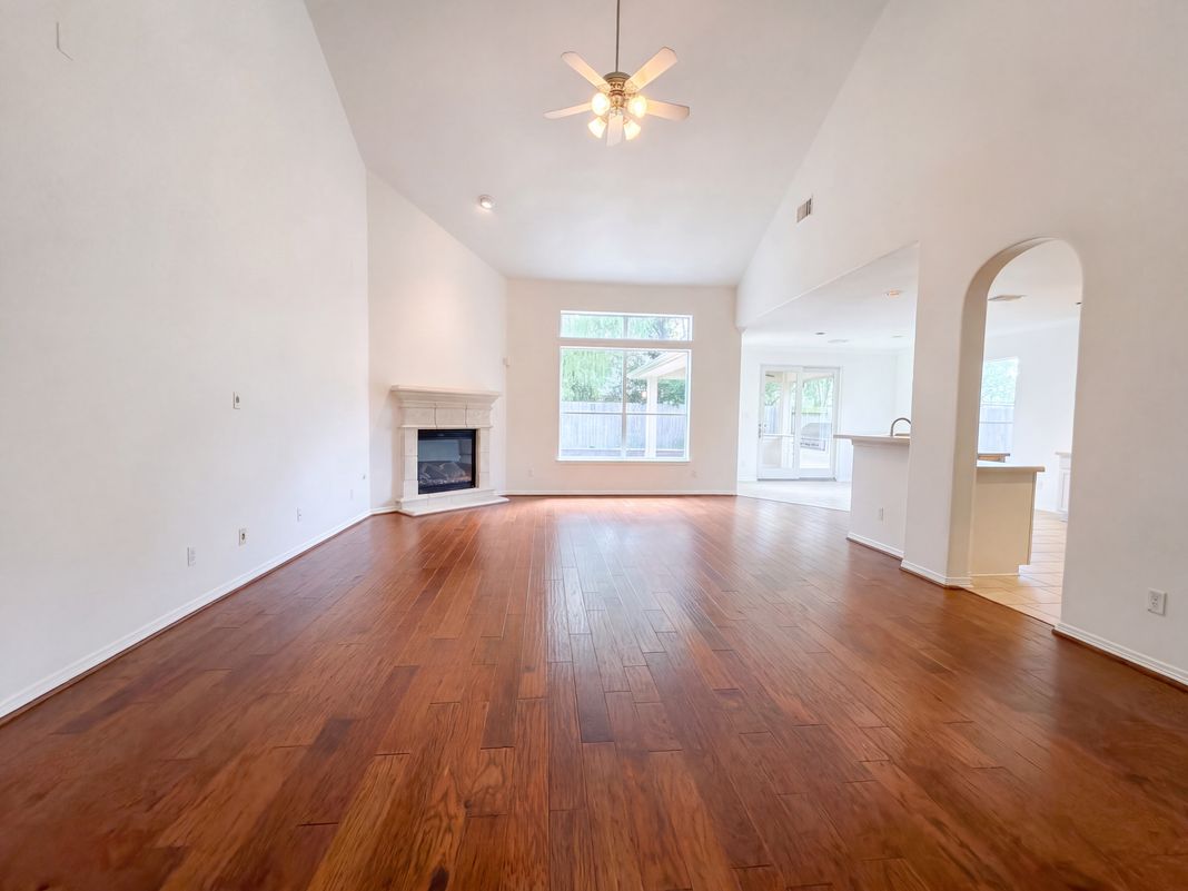 Property photo 3 of 25719 Shady Spruce Ln