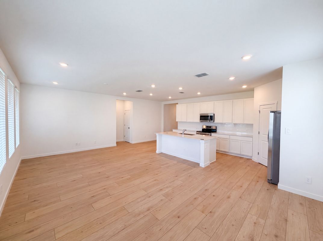 Property photo 3 of 347 Puma Loop