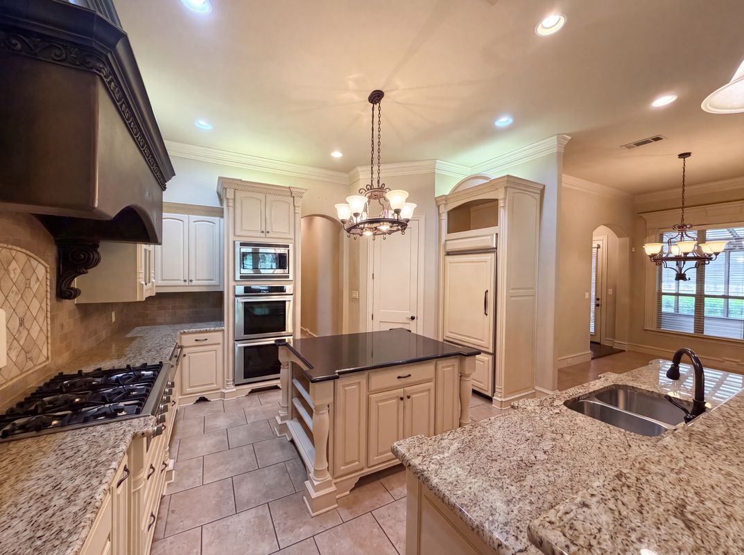 Property photo 2 of 6113 Rock Dove Cir