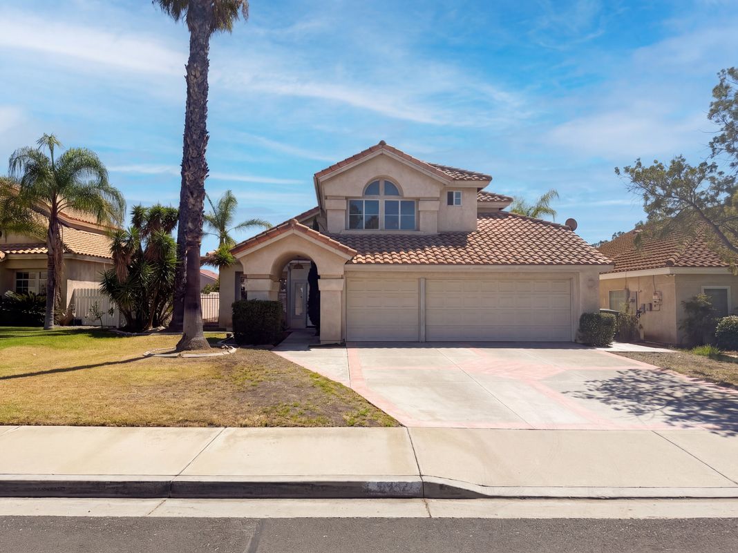 Property photo 1 of 8932 Mesa Oak Dr