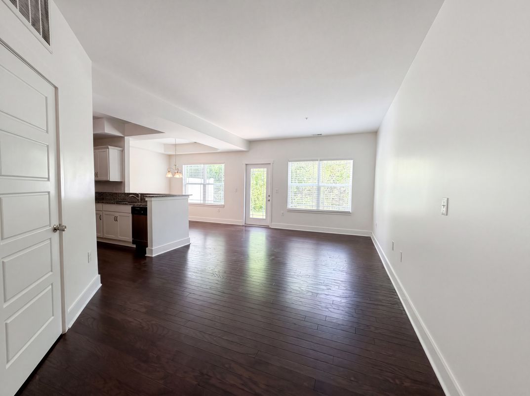 Property photo 3 of 1134 Somerset Springs Dr