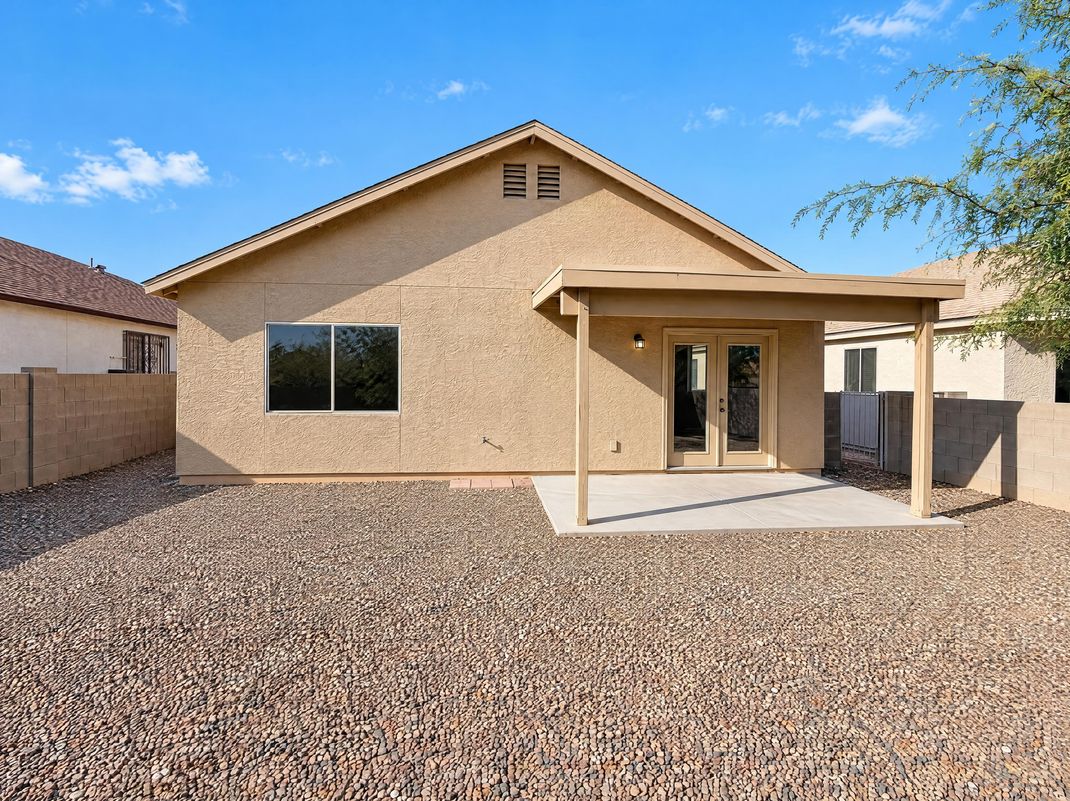 Property photo 3 of 6013 S Galiuro Dr