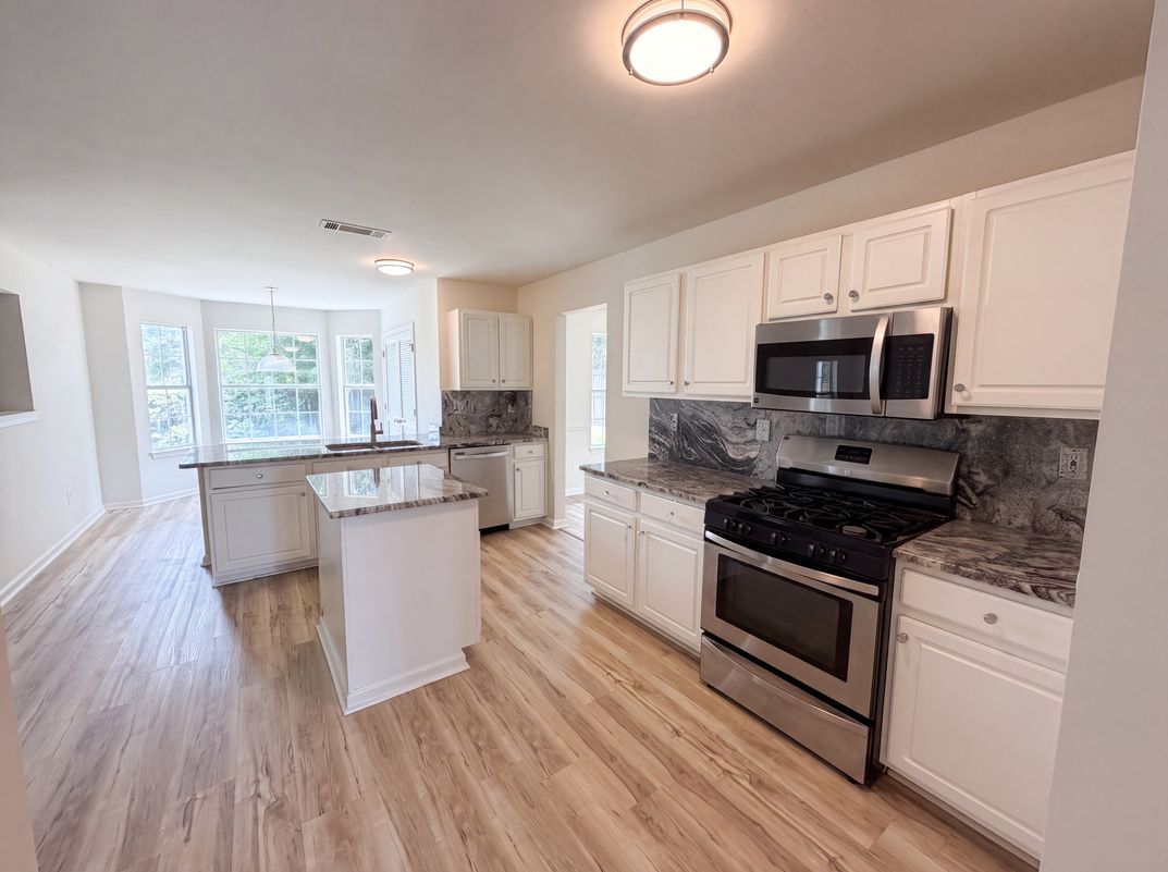 Photo 12 of 23 of 401 Callaway Ln, Conyers, GA