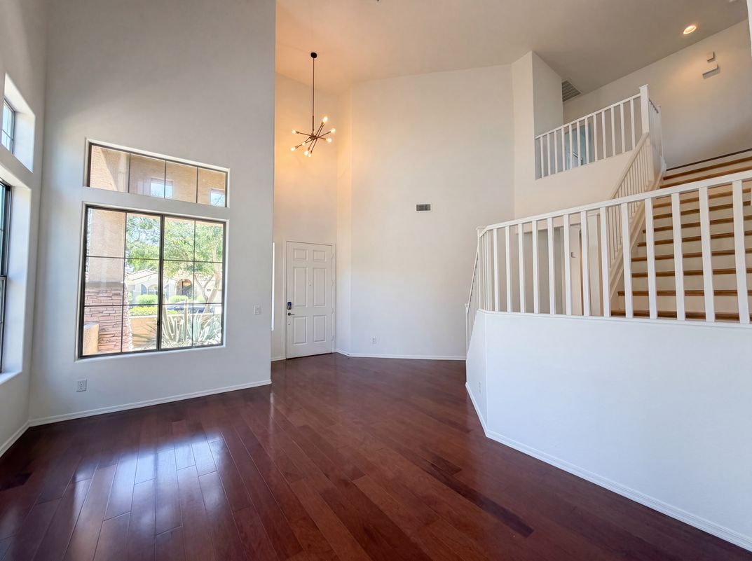 Property photo 3 of 3684 S Danielson Way