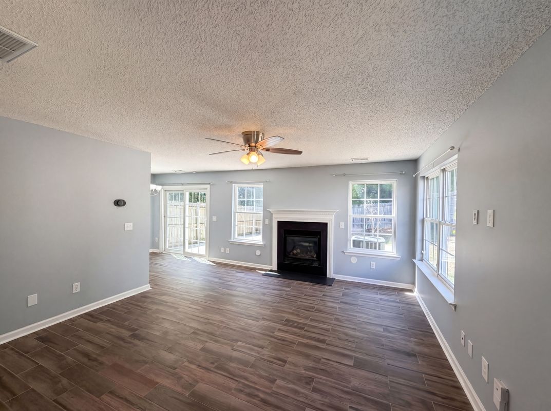 Property photo 3 of 6005 Silkwater Ct