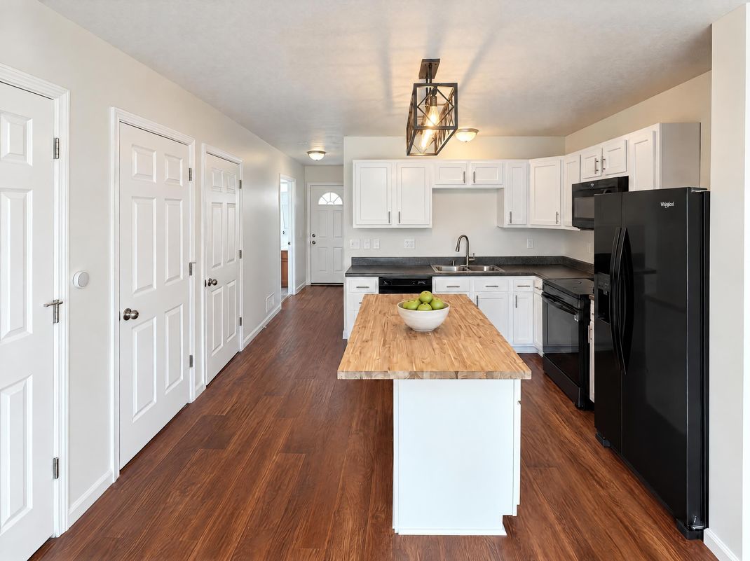 Property photo 3 of 288 Hosack St