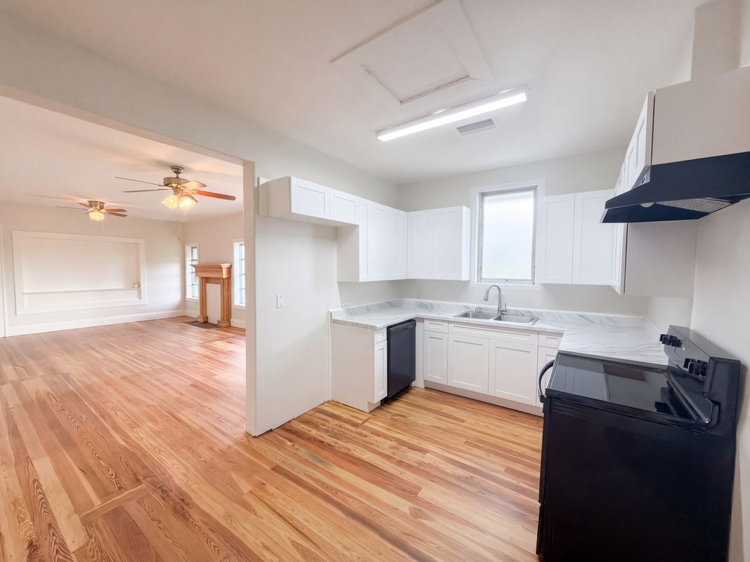 Property photo 2 of 4805 Coronet Rd