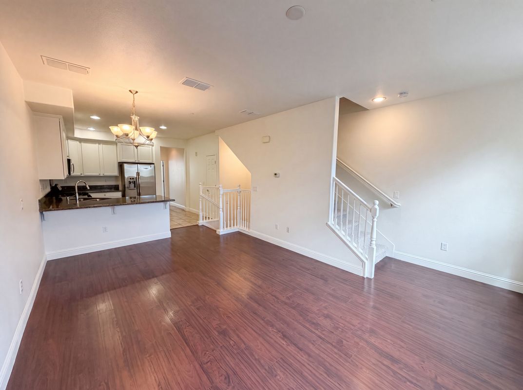 Property photo 3 of 3127 Madsen St
