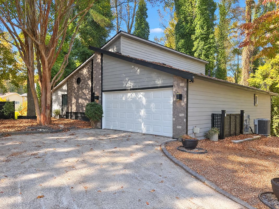 Property photo 1 of 4762 Jamerson Creek Ct