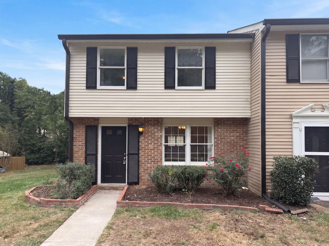 Property photo 1 of 7740 Sandra Ln