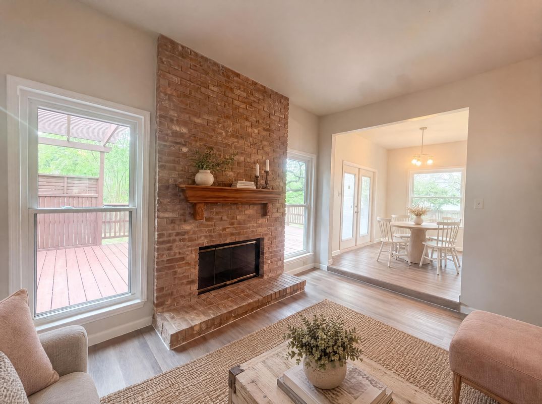 Property photo 3 of 15626 Dove Meadow St