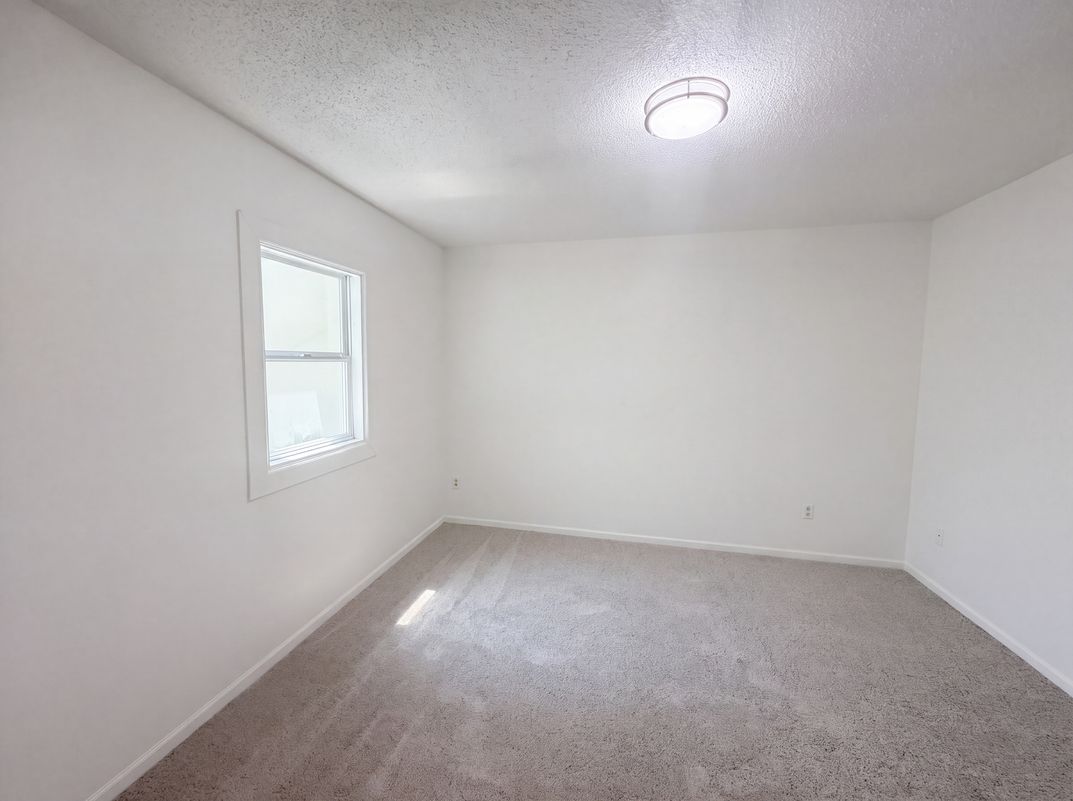 Photo 12 of 21 of 14210 Xenon St NW, Ramsey, MN