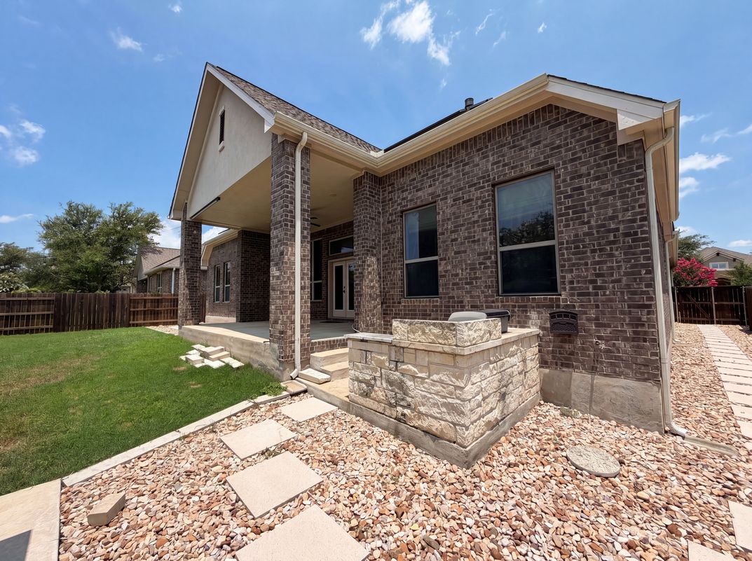 Photo 18 of 19 of 1604 Hollowback Dr, Leander, TX