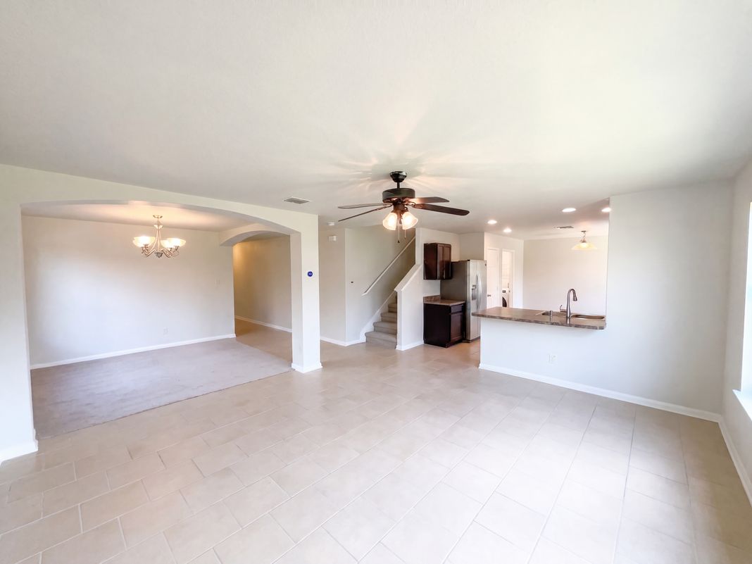 Property photo 3 of 10247 Villa Del Lago