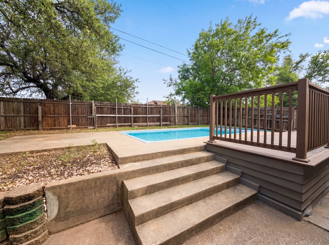 Photo 16 of 17 of 2708 Timberline Dr, Killeen, TX