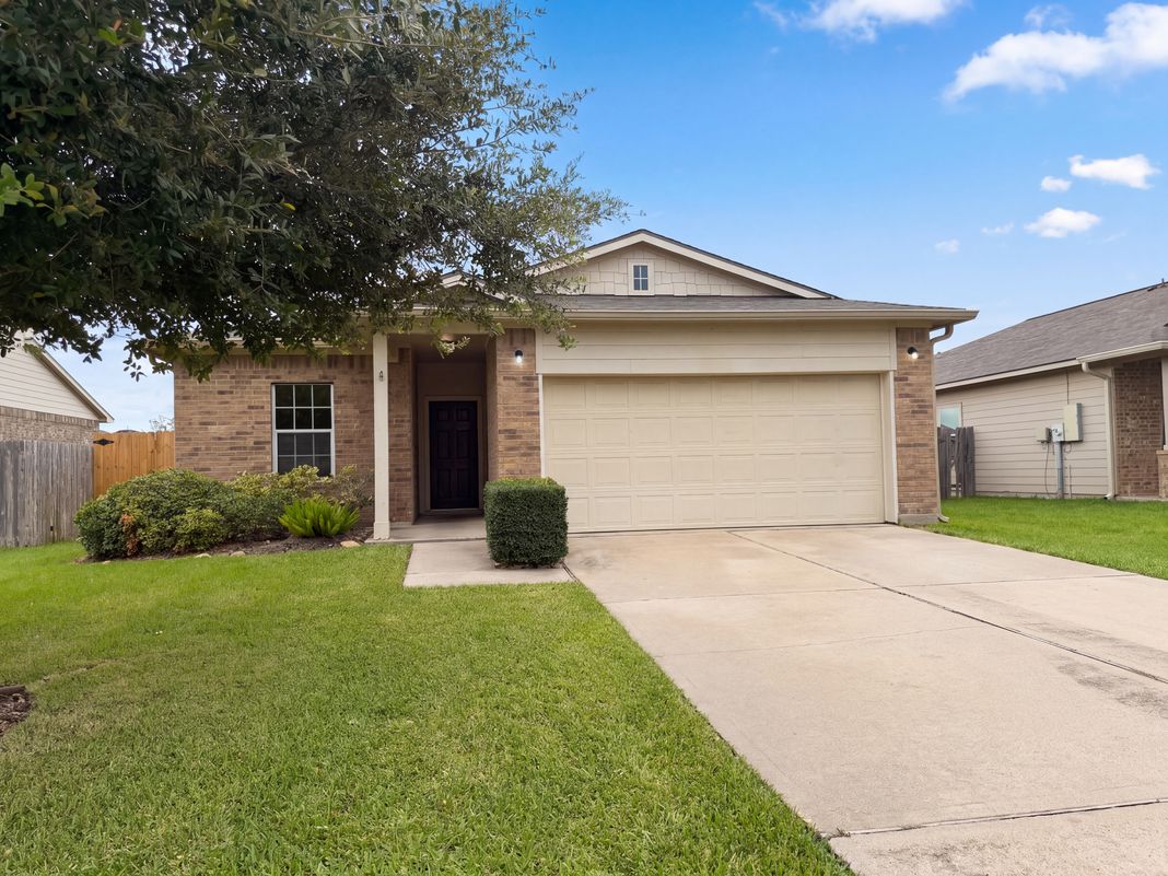 Property photo 1 of 109 Mustang Stampede Dr