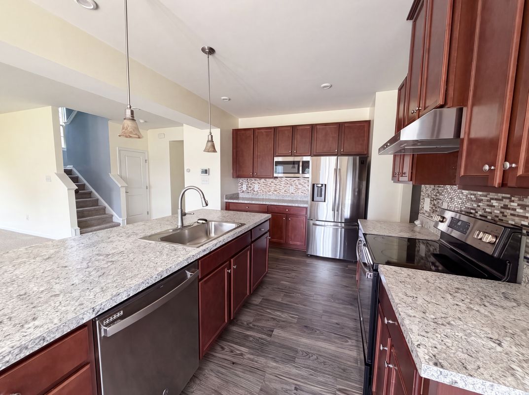 Property photo 2 of 7307 Veyan Way
