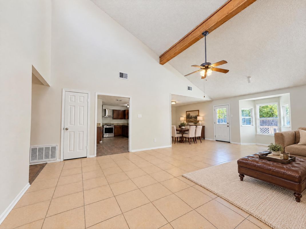 Property photo 3 of 13227 Stairock St