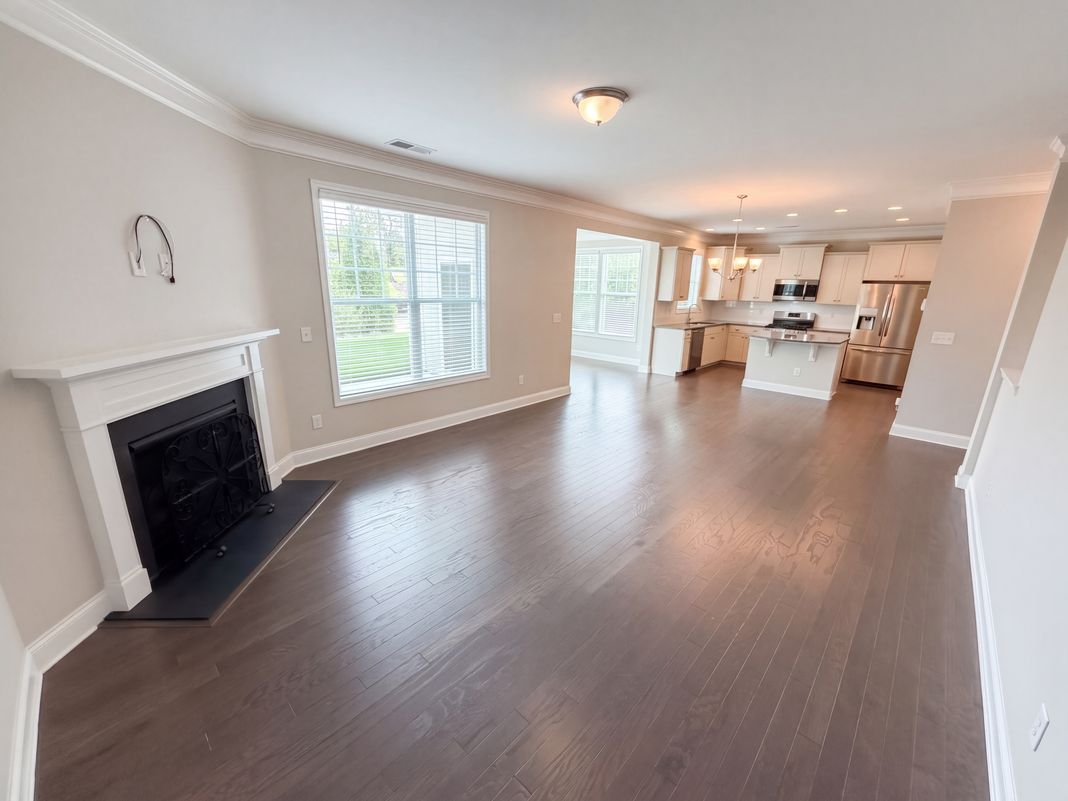 Property photo 2 of 8014 Alford Rd