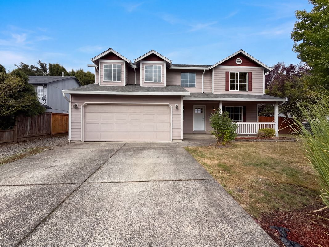 Property photo 1 of 1320 NW 5th Ct