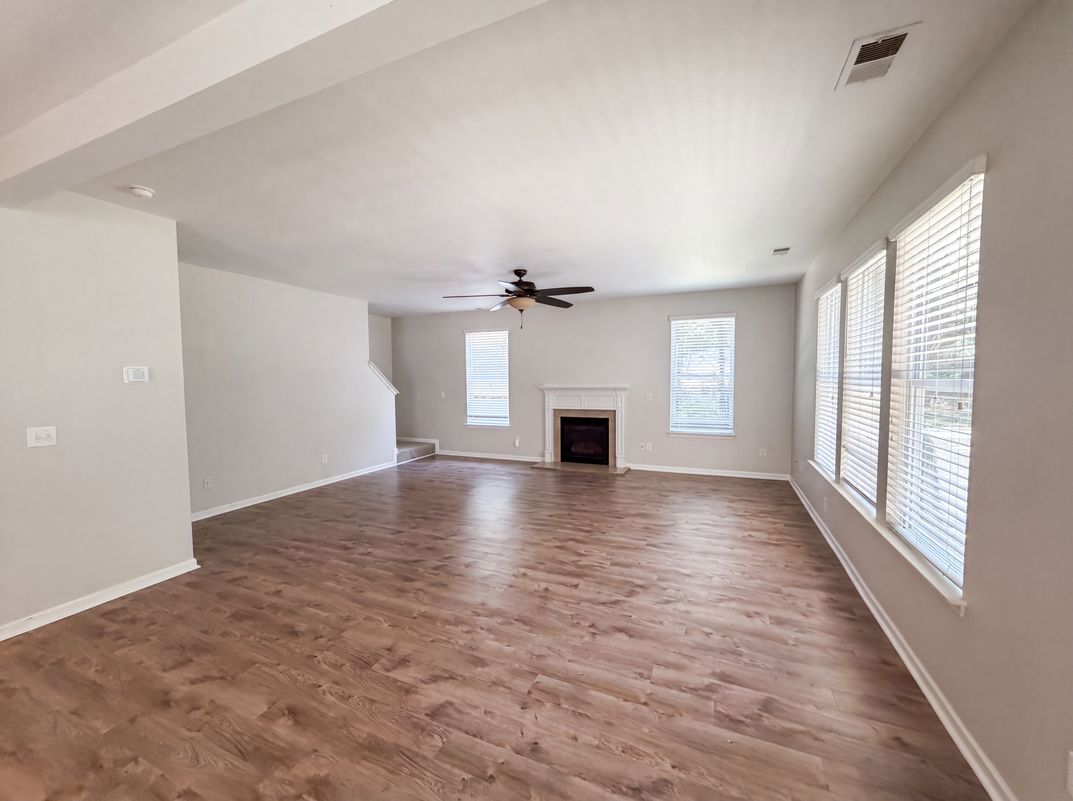 Property photo 3 of 5837 McDowell Run Dr