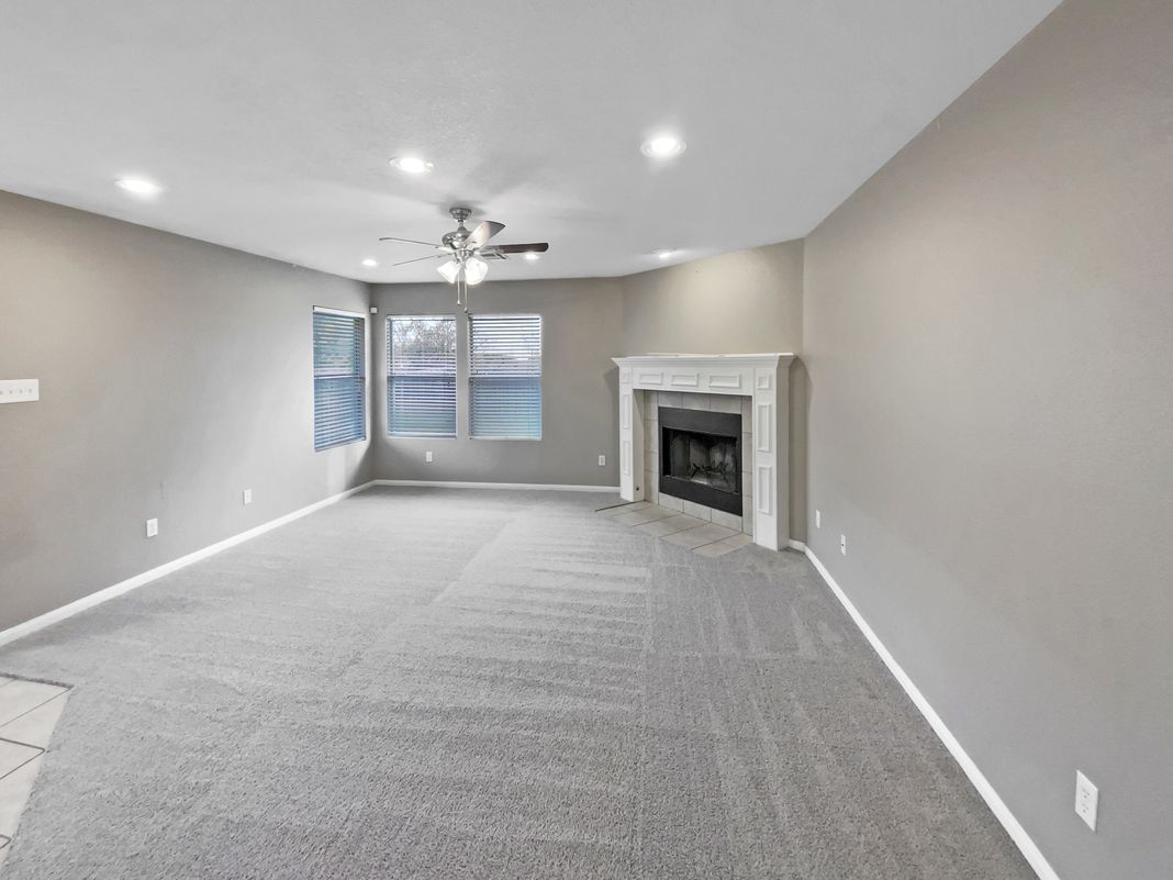 Property photo 3 of 5202 Oster Dr