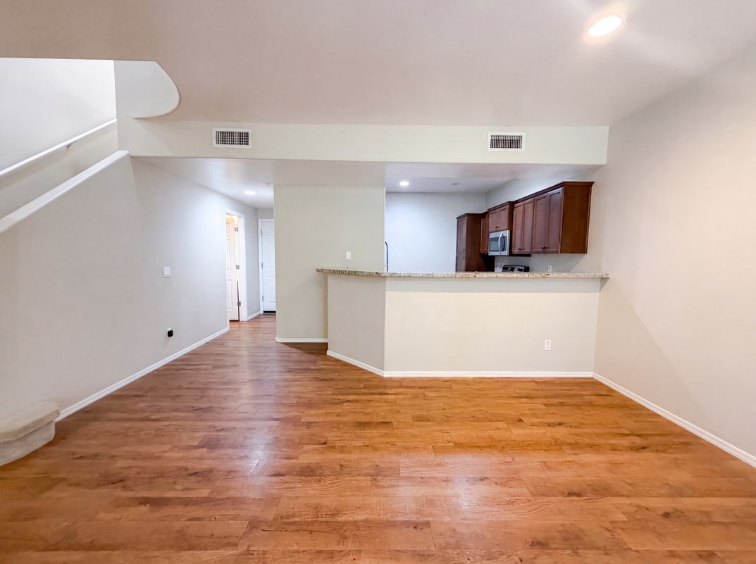 Property photo 3 of 21655 N 36th Ave Unit 103