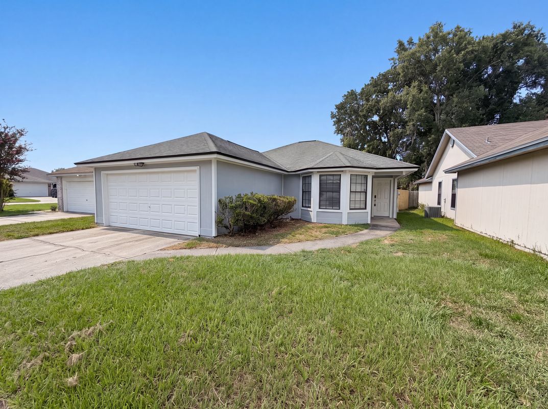 Property photo 1 of 1708 Ashwood Cir